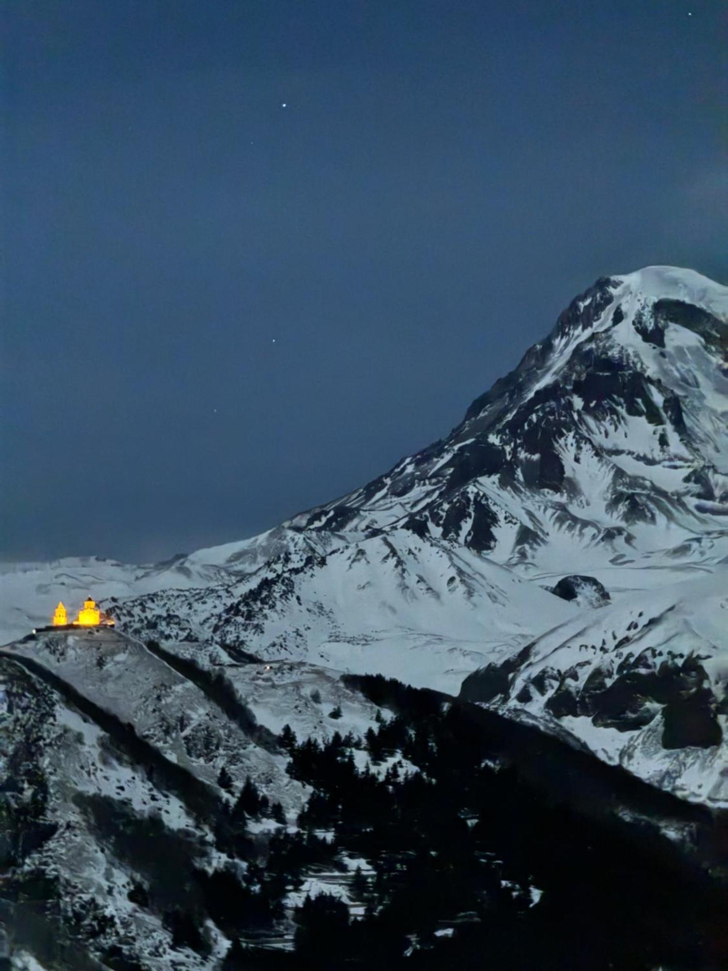 Hotel Elia Kazbegi Kültér fotó