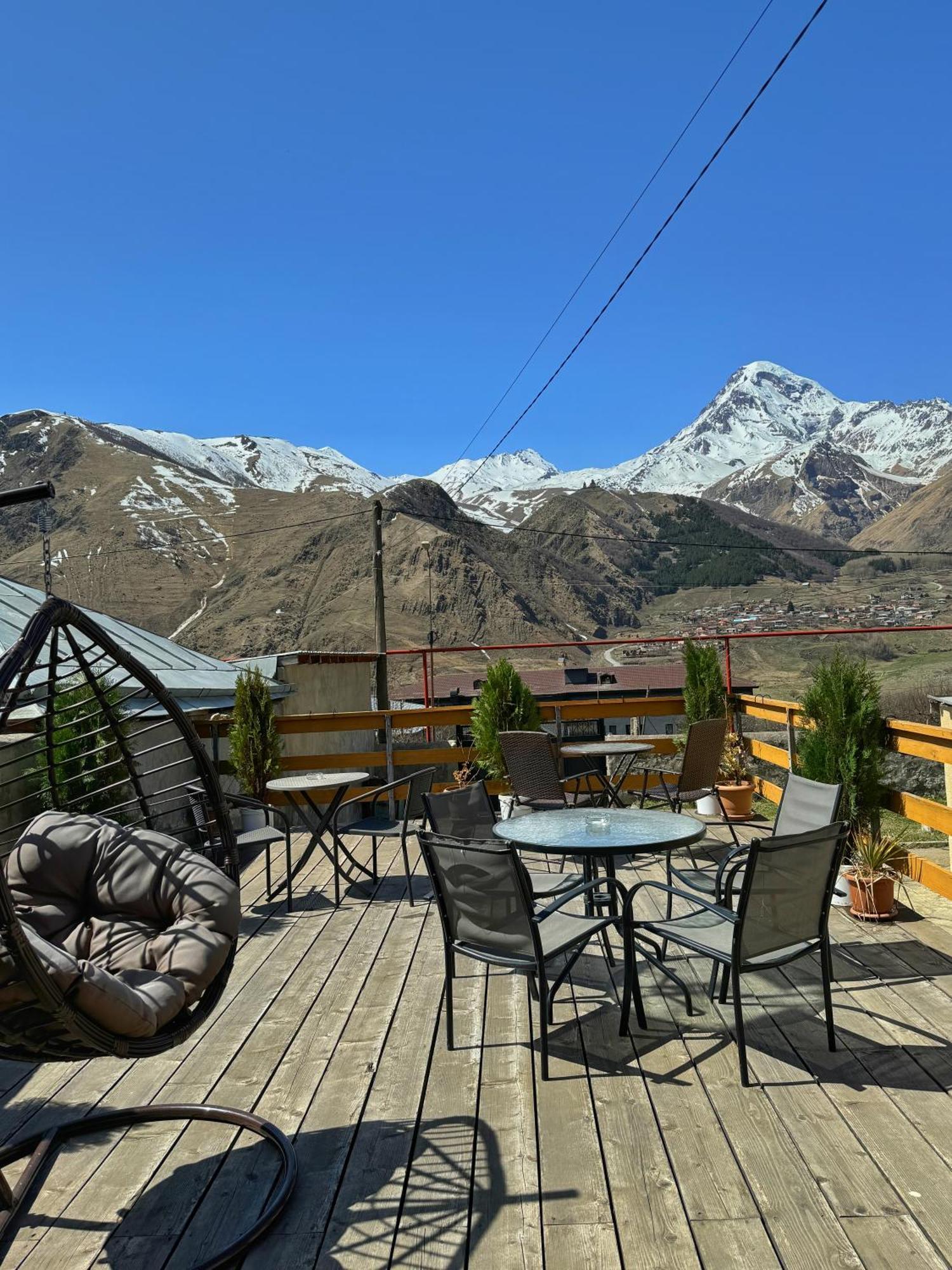 Hotel Elia Kazbegi Kültér fotó